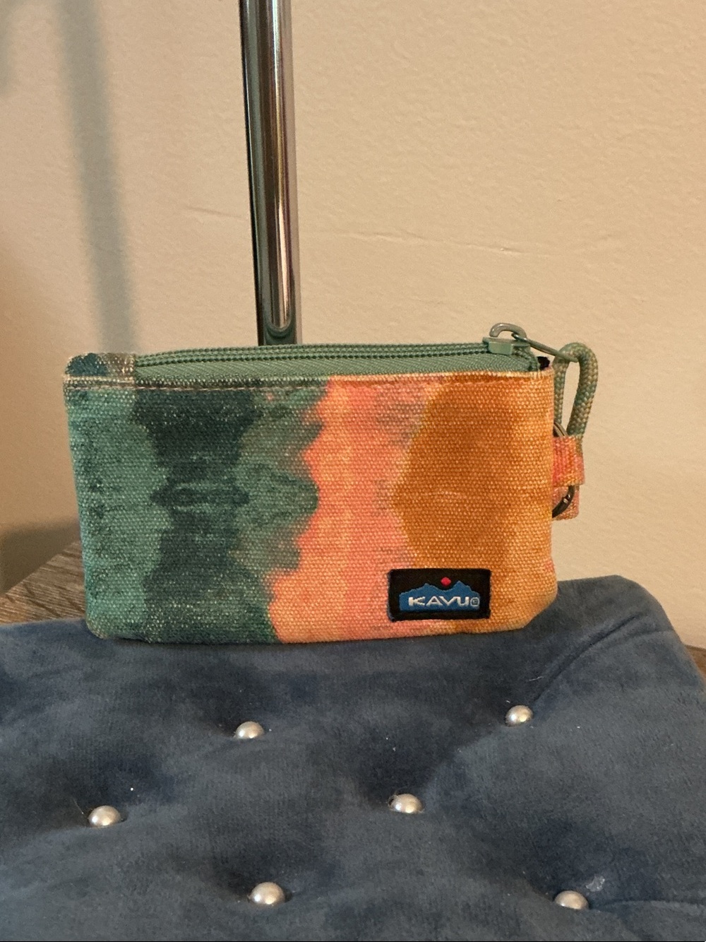 Kavu Canvas Card ID Wallet Green Orange Tan Tie-Dye Key Ring EUC - Picture 1 of 3